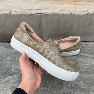 J Slides/NYC leather platform slip ons